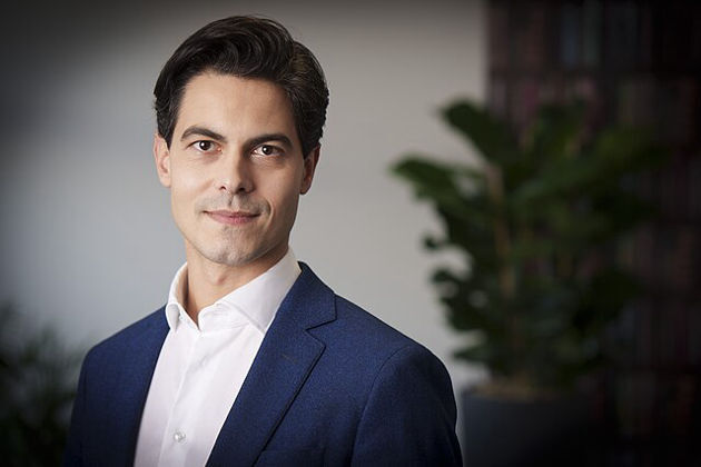 D66 poised to lead government after big election gains in Netherlands