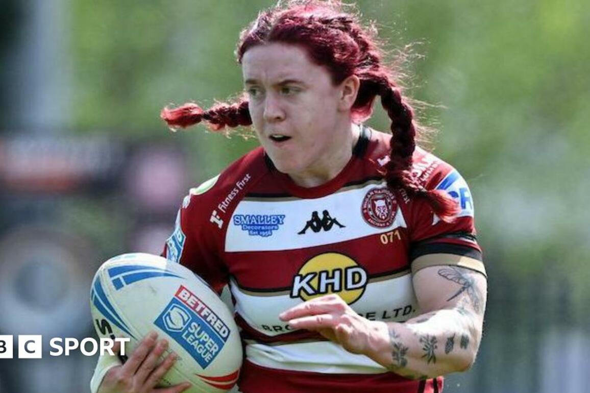 Women's Super League- Wigan Warriors top 100 points in Barrow Raiders win