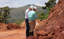 Exploração da BRE em projeto de terras raras na BA rocha monte alto