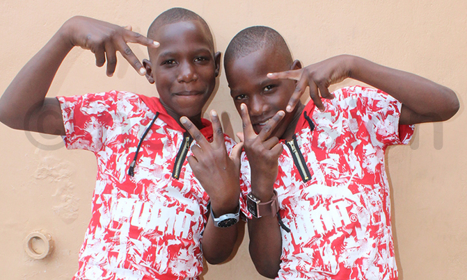 We look so alike, we confuse teachers We look so alike, we confuse teachers