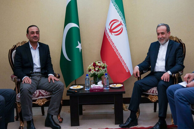 Pakistan Army Chief, Iran Foreign Minister Araghchi discuss West Asia conflict: Iranian media