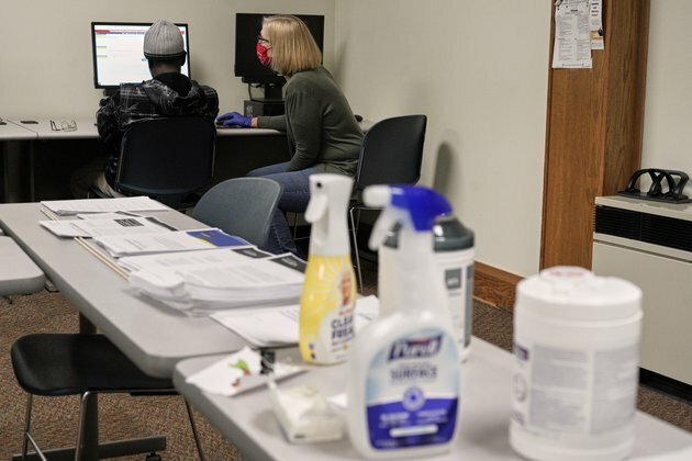 US Job Losses in May Could Raise 3-month Total to 30 million