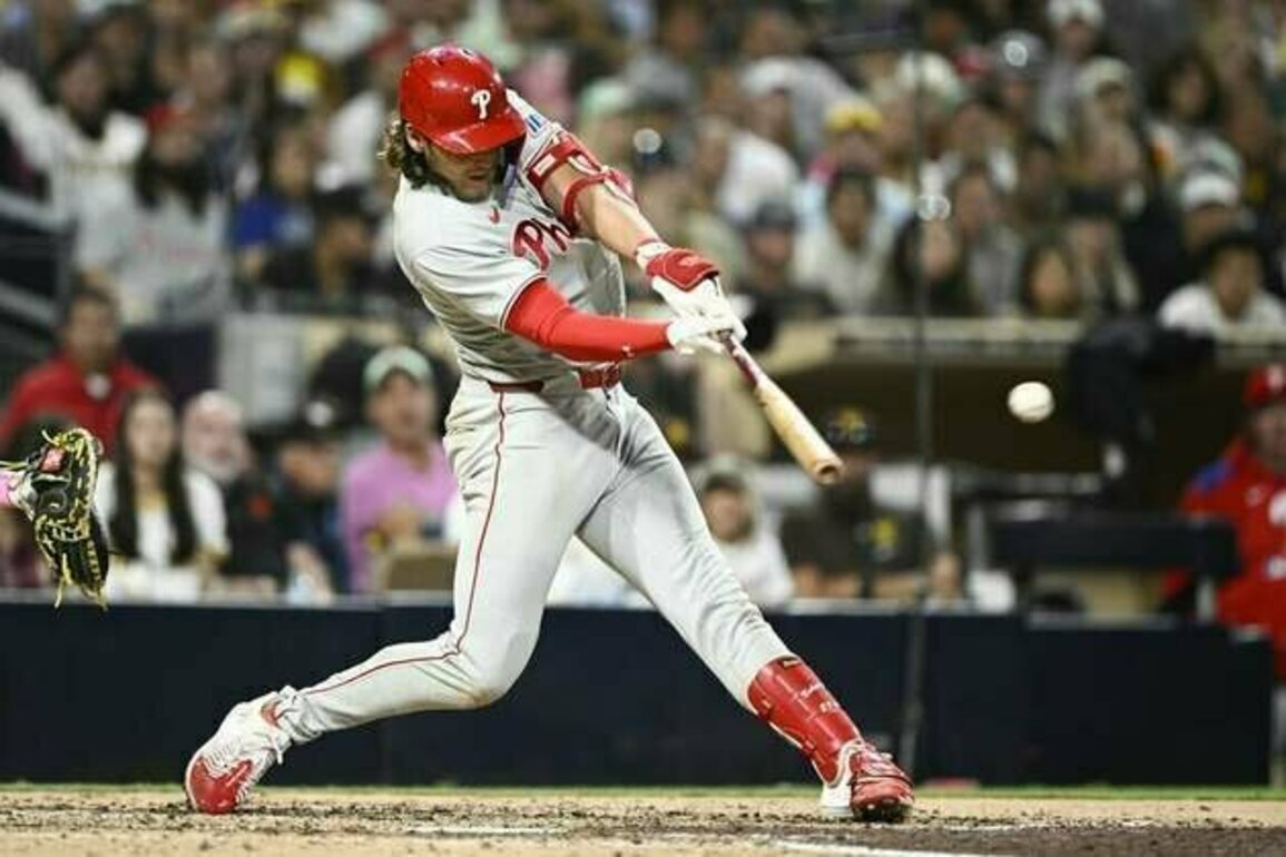 Phillies place INF Alec Bohm on 10-day IL