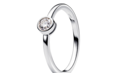 Pandora debuts carbon footprint labelling for lab-grown diamonds