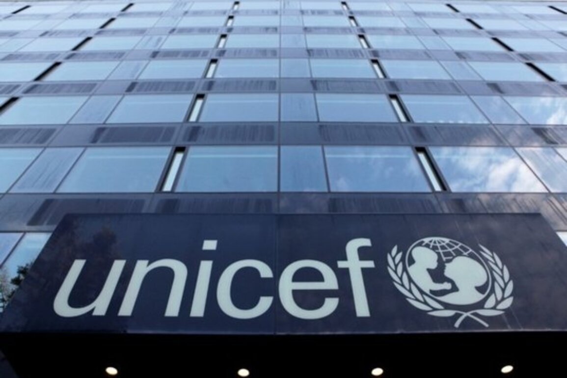 UNICEF report warns of declining confidence in childhood vaccines, with 44pc drop in some countries during pandemic