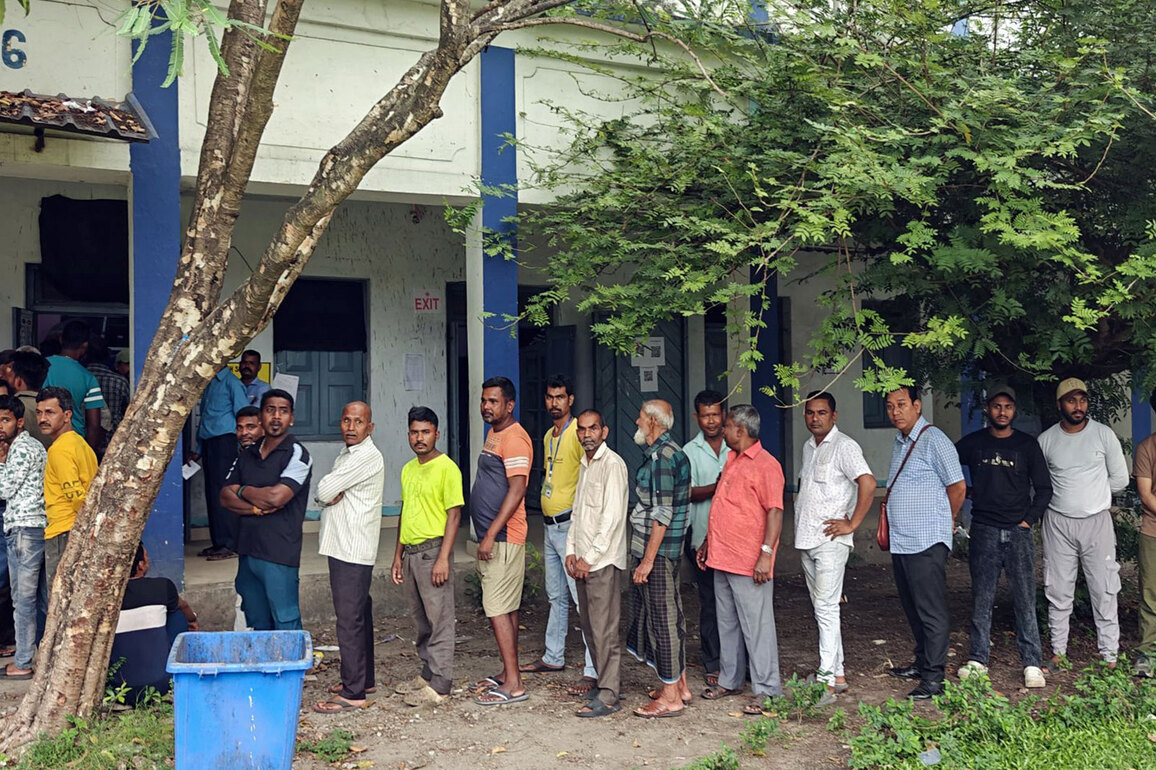 Massive voter surge: West Bengal hits 89.93%, Tamil Nadu at 82.24% till 5 pm