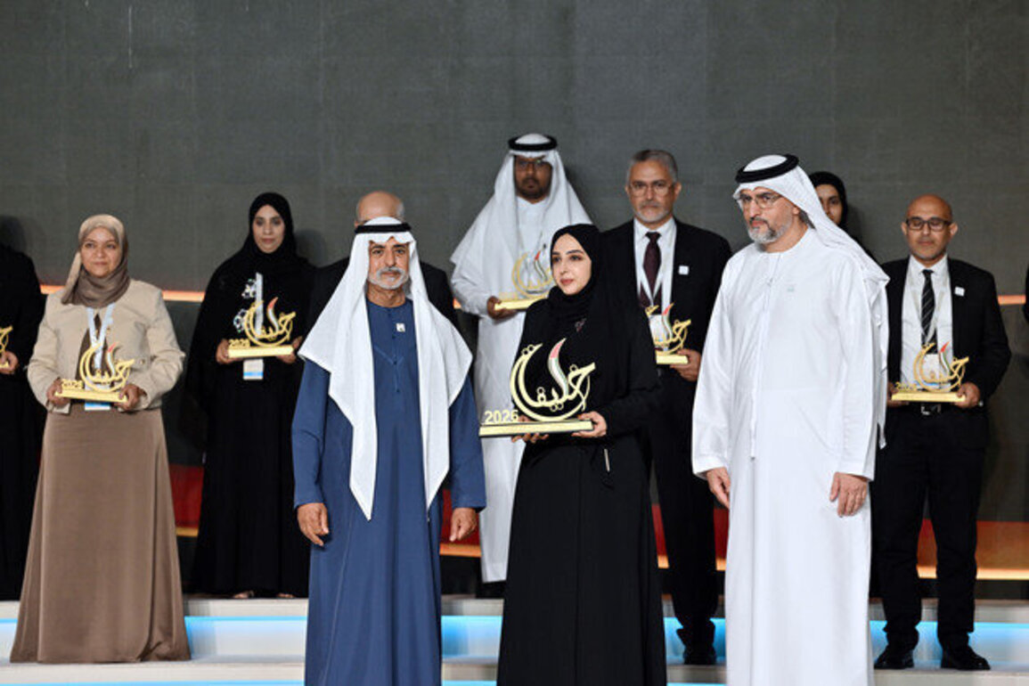Nahyan bin Mubarak honours 40 winners of Khalifa Award for Education at local, Arab, international levels