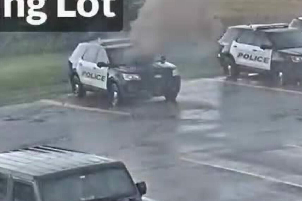 Video- Lightning strike hits Okla. PD cruiser during severe weather
