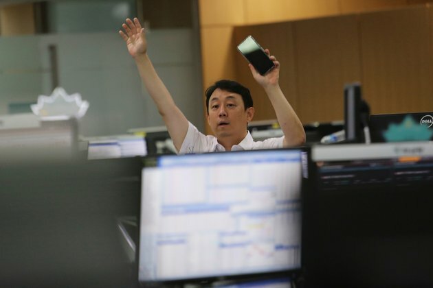 Asian Markets Rebound Thursday