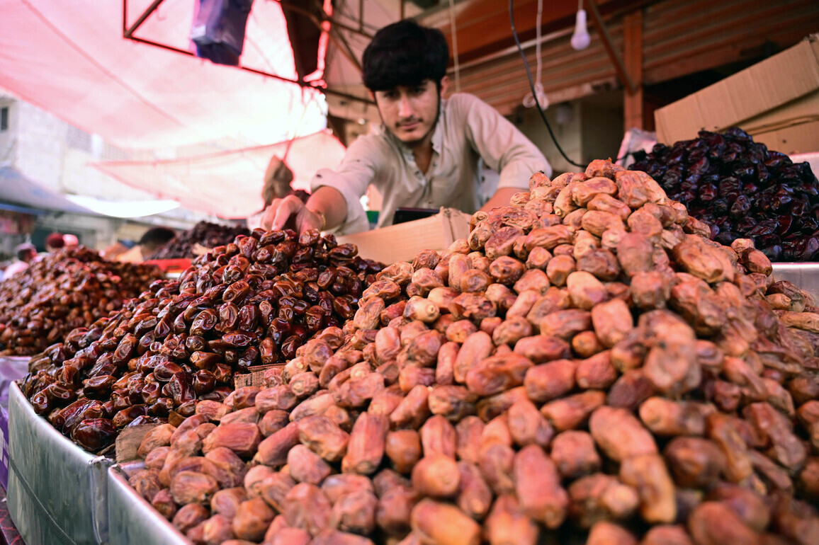 PAKISTAN-KARACHI-RAMADAN-PREPARATION