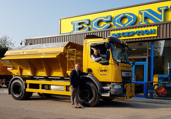 'Golden Gritter' marks 50 years for UK manufacturer 