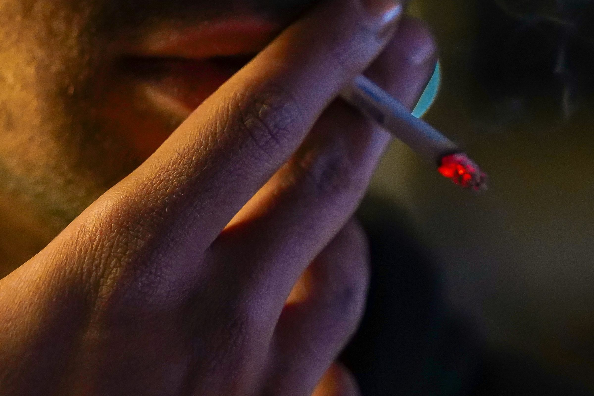 Councils hail 24% rise in attempts to quit smoking