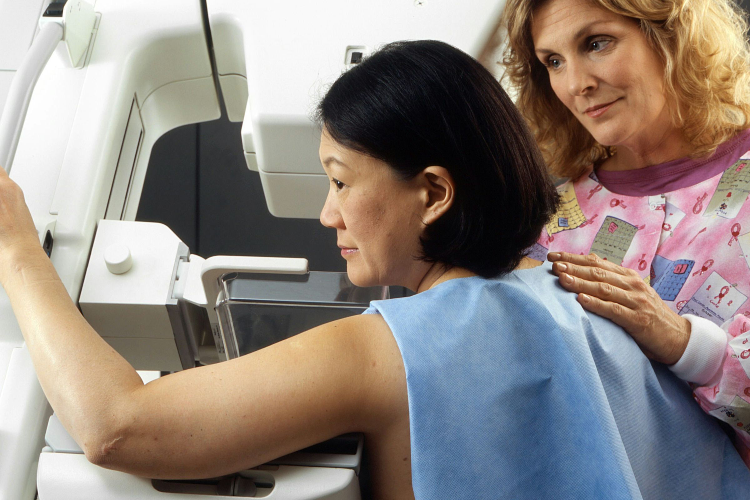 Thousands seek advice following breast cancer screening campaign