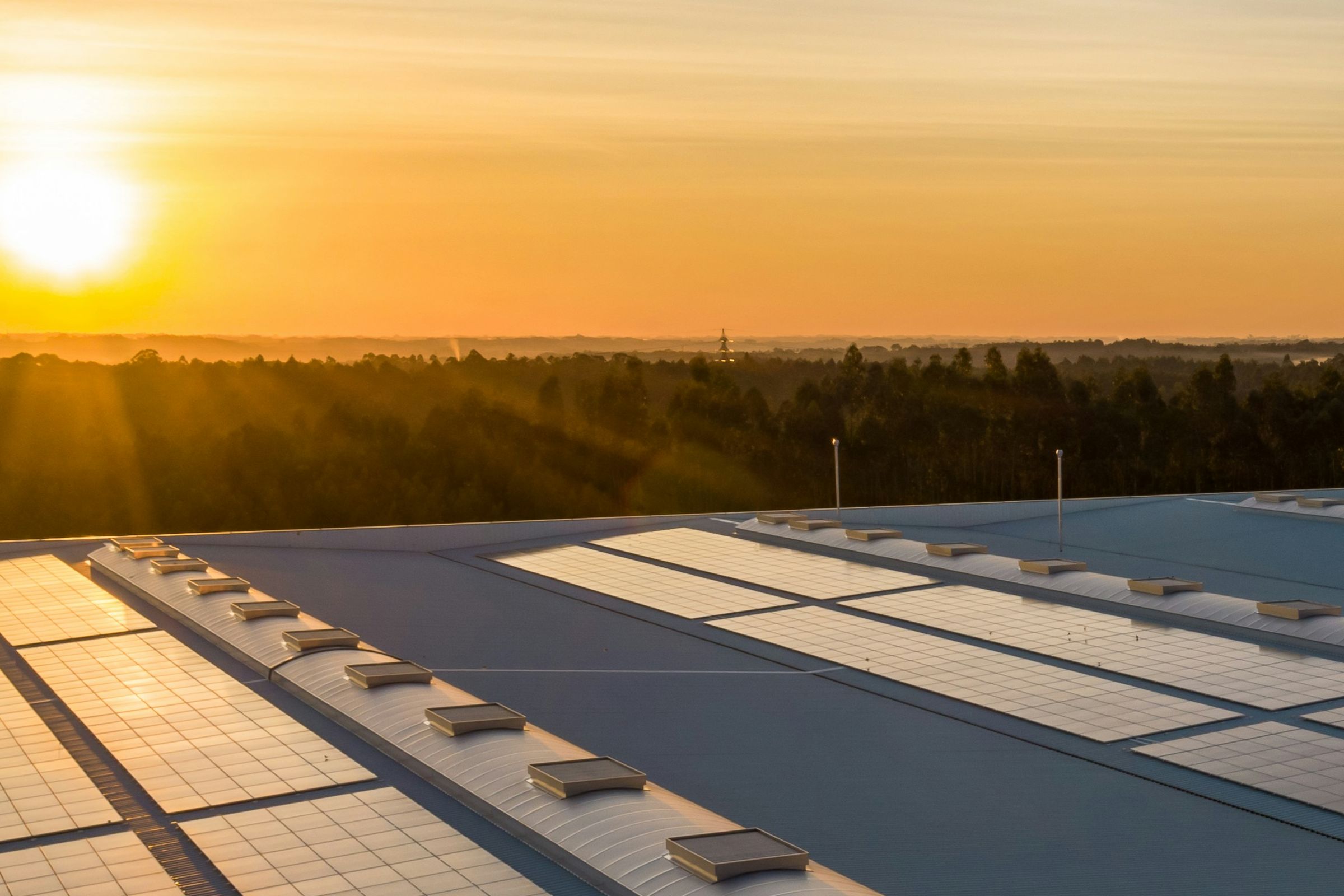 Government expands hospital solar panel programme