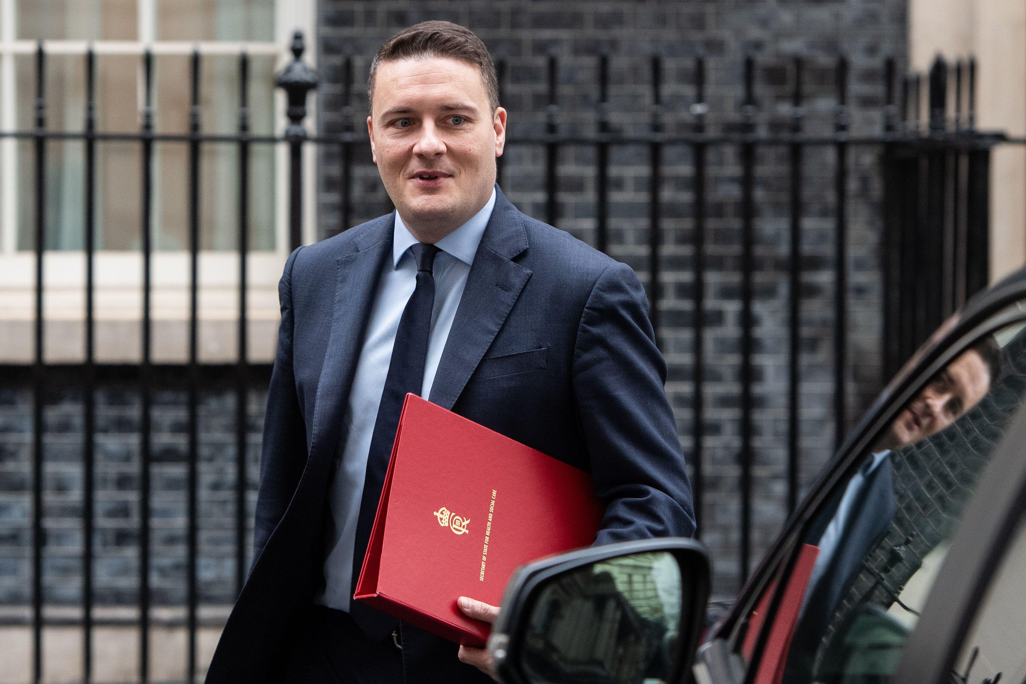 BREAKING NEWS: 'Not currently a national incident,' Streeting reassures on meningitis