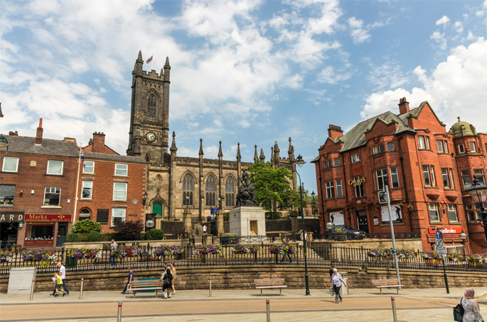 Oldham chief remains in charge as council remains leaderless