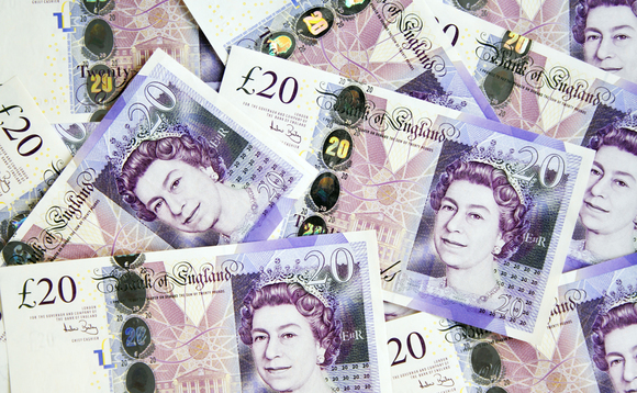 Aggressive debt structures filter down from large- to mid-market
