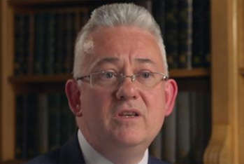 Highways innovation held back by potholes and headlines, DfT director says