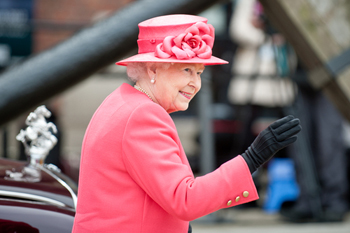Queen's Speech: £100bn infrastructure plans