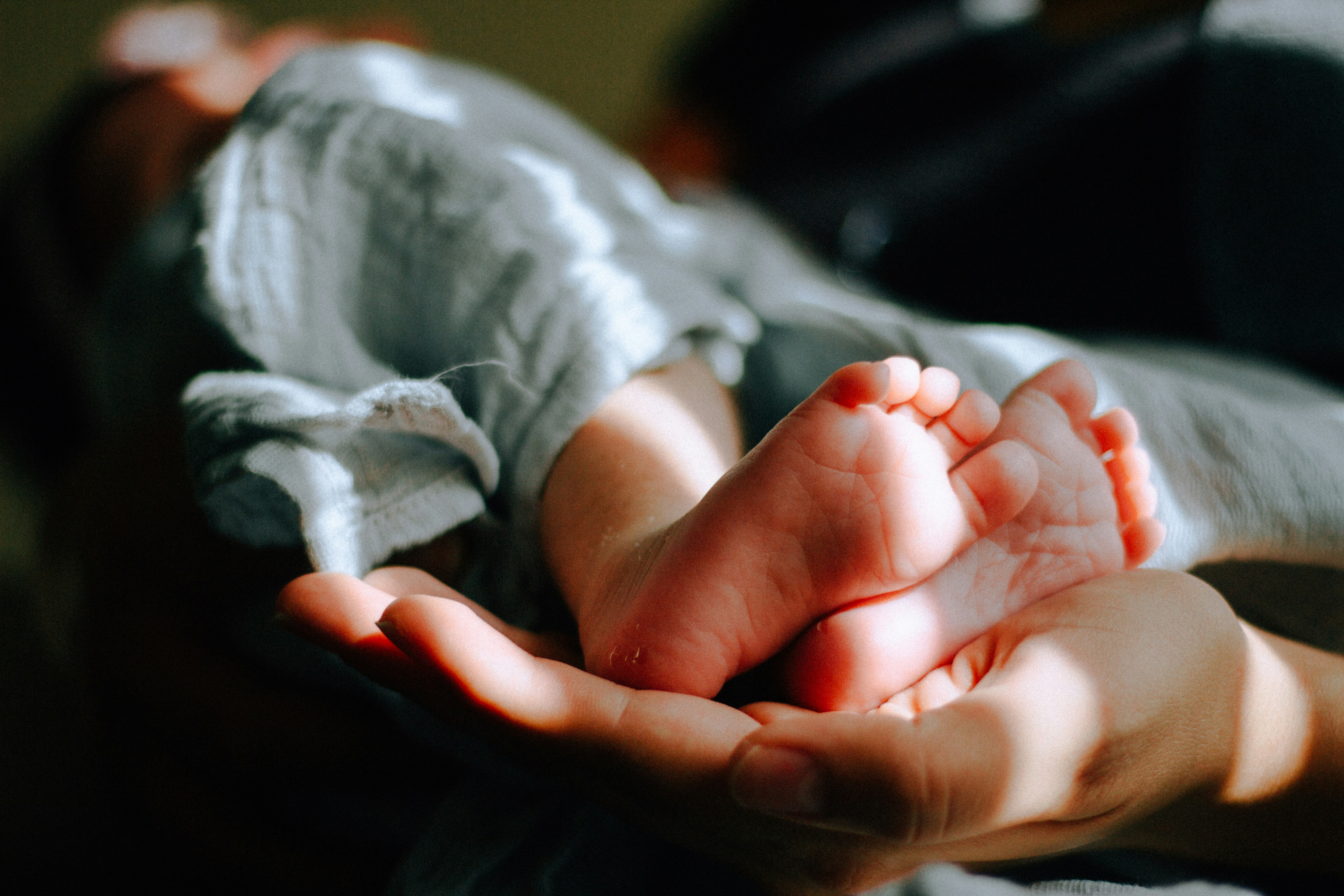 Up to 85,000 new mothers suffering postnatal depression, warns RCPsych