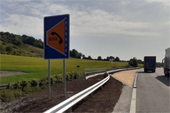 AA raises red flag over smart motorway scheme's refuge spacing