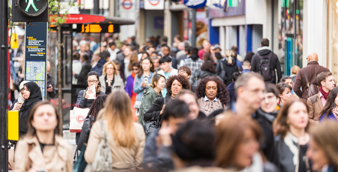 Mayor Khan gives Oxford Street pedestrianisation the go-ahead 
