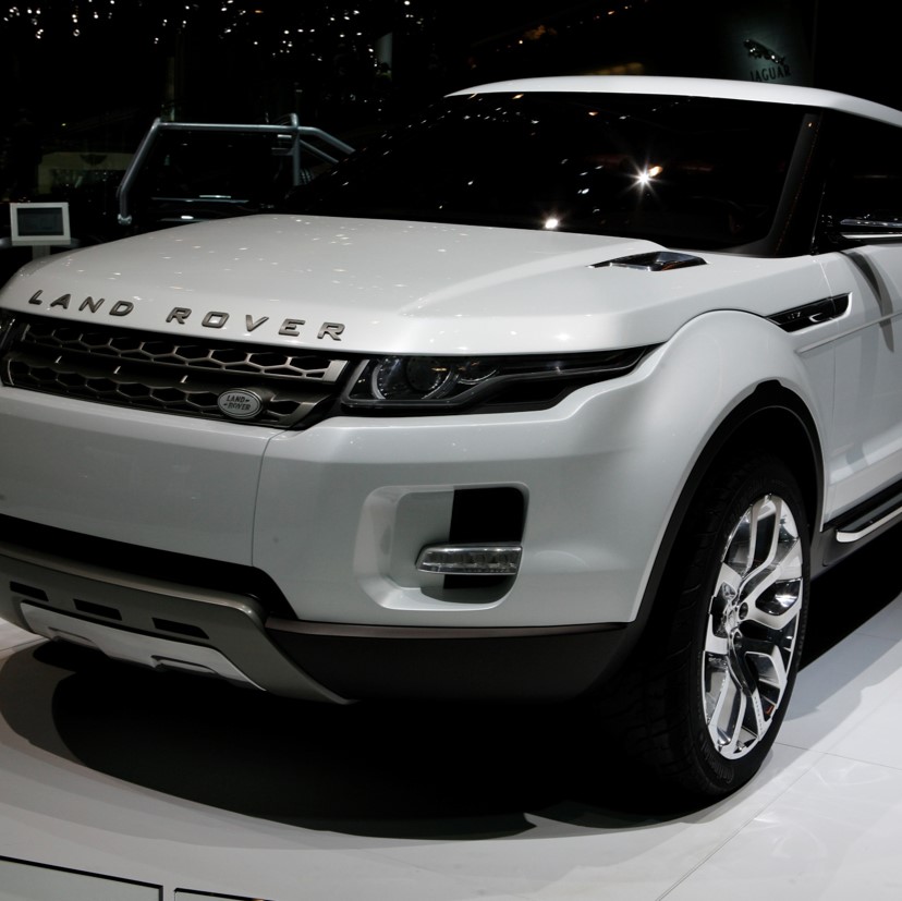 Jaguar Land Rover to consider Addison Lee bid