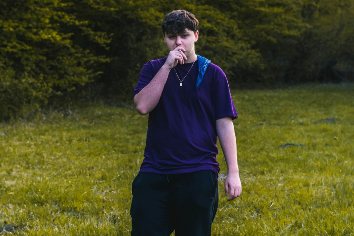 Teen vaping linked to increased risk of smoking and health issues