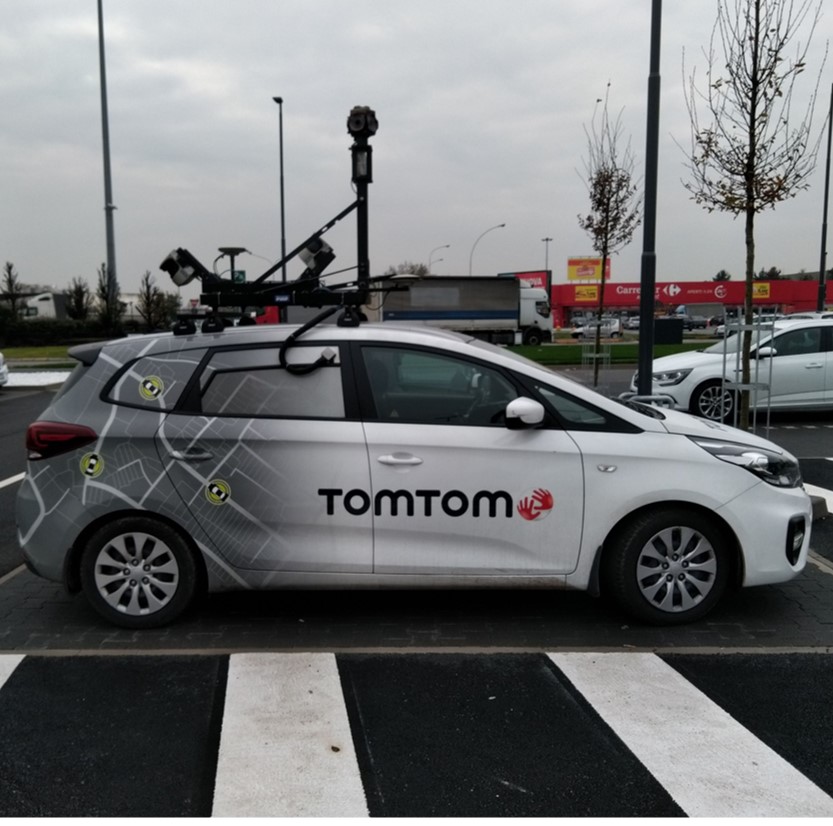 TomTom launches OEM for connected cars