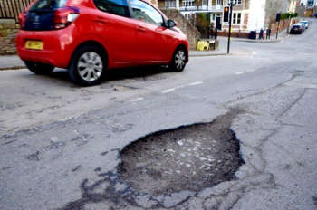 AA 'piles pressure' on Grayling over potholes