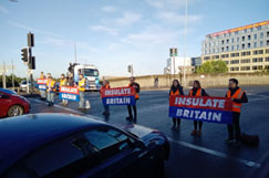 Govt takes out further injunction as protestors block Blackwall Tunnel