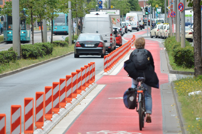 Solar Gates new UK distributor for Horizont Traffic Safety