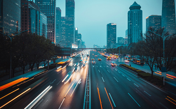 Bifurcation in European fundraising: beat the traffic
