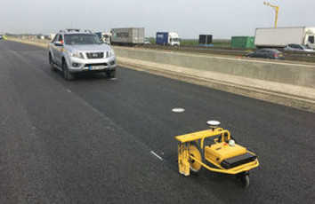 Robotic pre-marker provides starting point for safer working