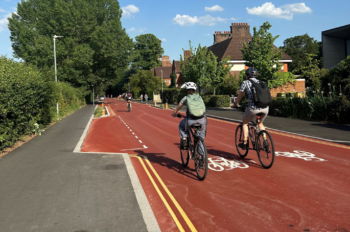 UK-first: Cambridge debuts new 'cycle street'