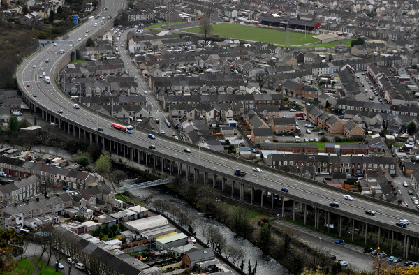 M4 lighting fix delay 'risks safety' M4 lighting fix delay 'risks safety'