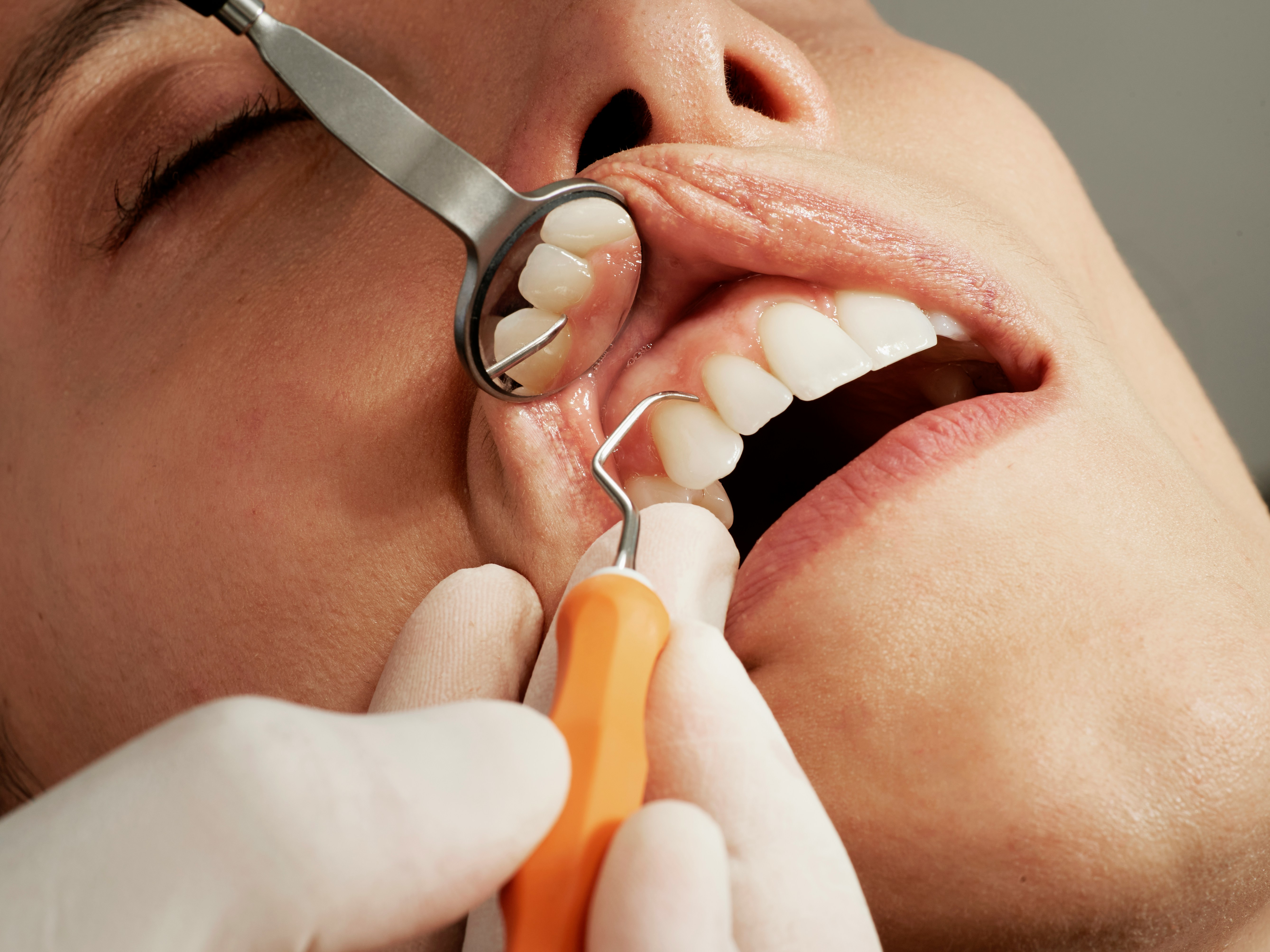 Dentistry becoming 'two-tier service', Nuffield Trust finds