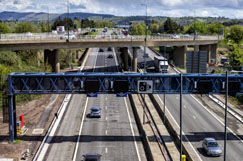 Collapsible bollards among the recommendations for M4 bottleneck