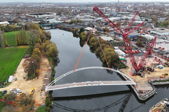 New bridge installation 'lifts' Nottingham active travel