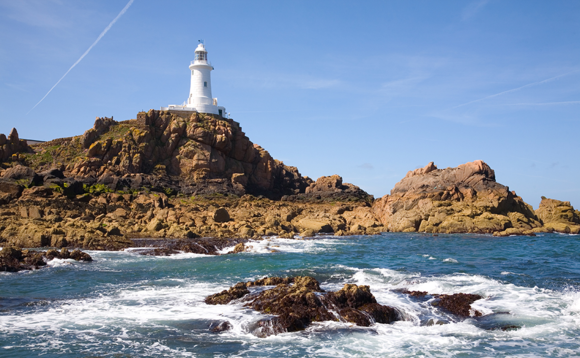ESMA approves Channel Islands' AIFMD passport