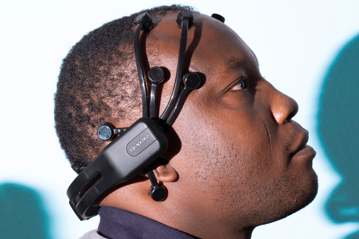 AI-powered headset predicts epileptic seizures