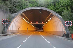'Unique' tunnel to slow down in middle age