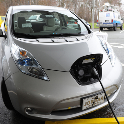 Welsh government to make extra £2 million available for EV charging points