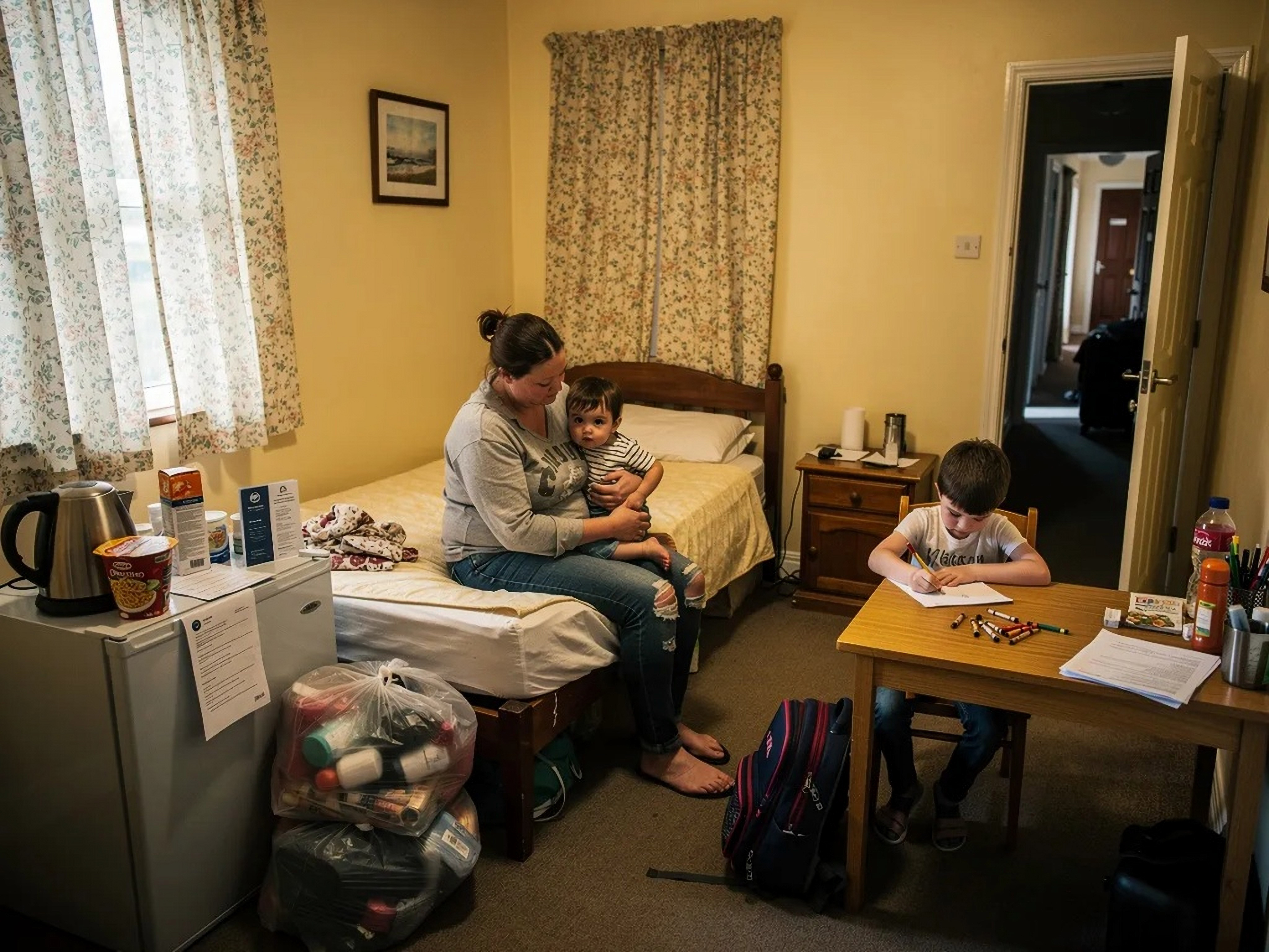 MPs call for 'effective sanctions' on B&B use councils