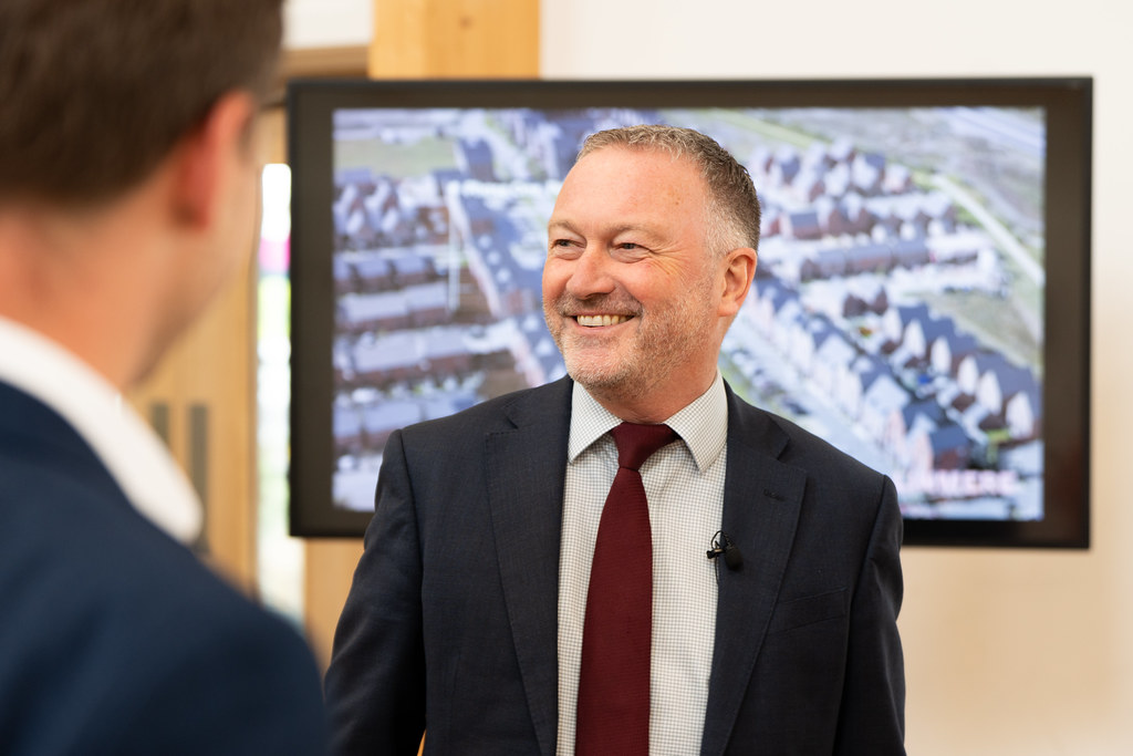 Government 'absolutely committed' to 1.5 million homes target