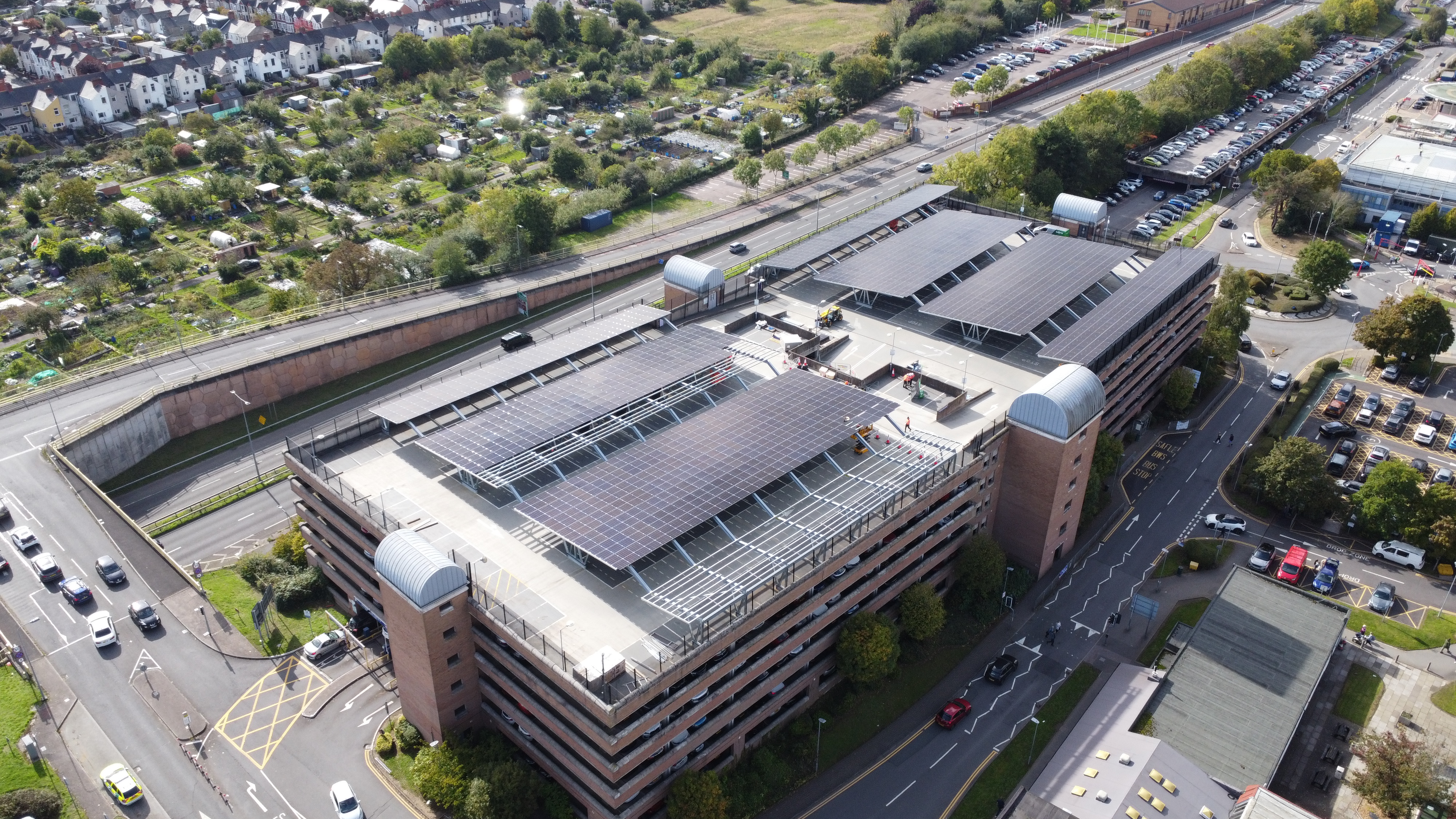 RenEnergy completes solar carport installation