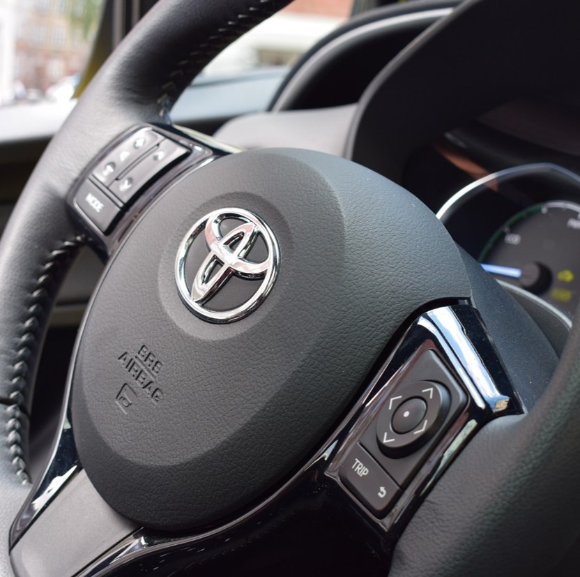 Monet to add five more automakers to its self-driving venture