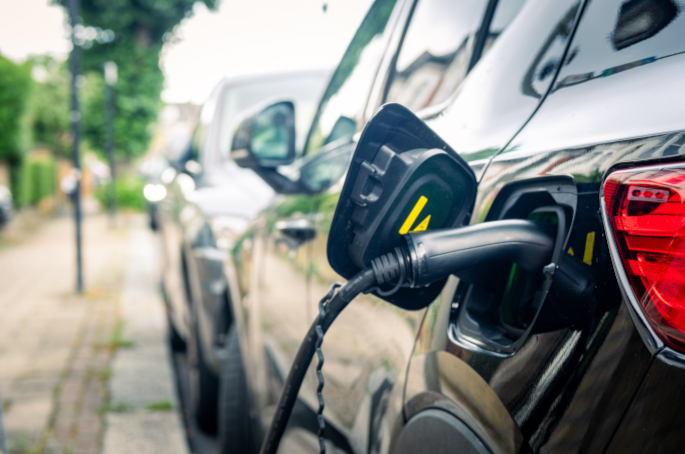 Govt pledges to take action on EV 'charging divide'