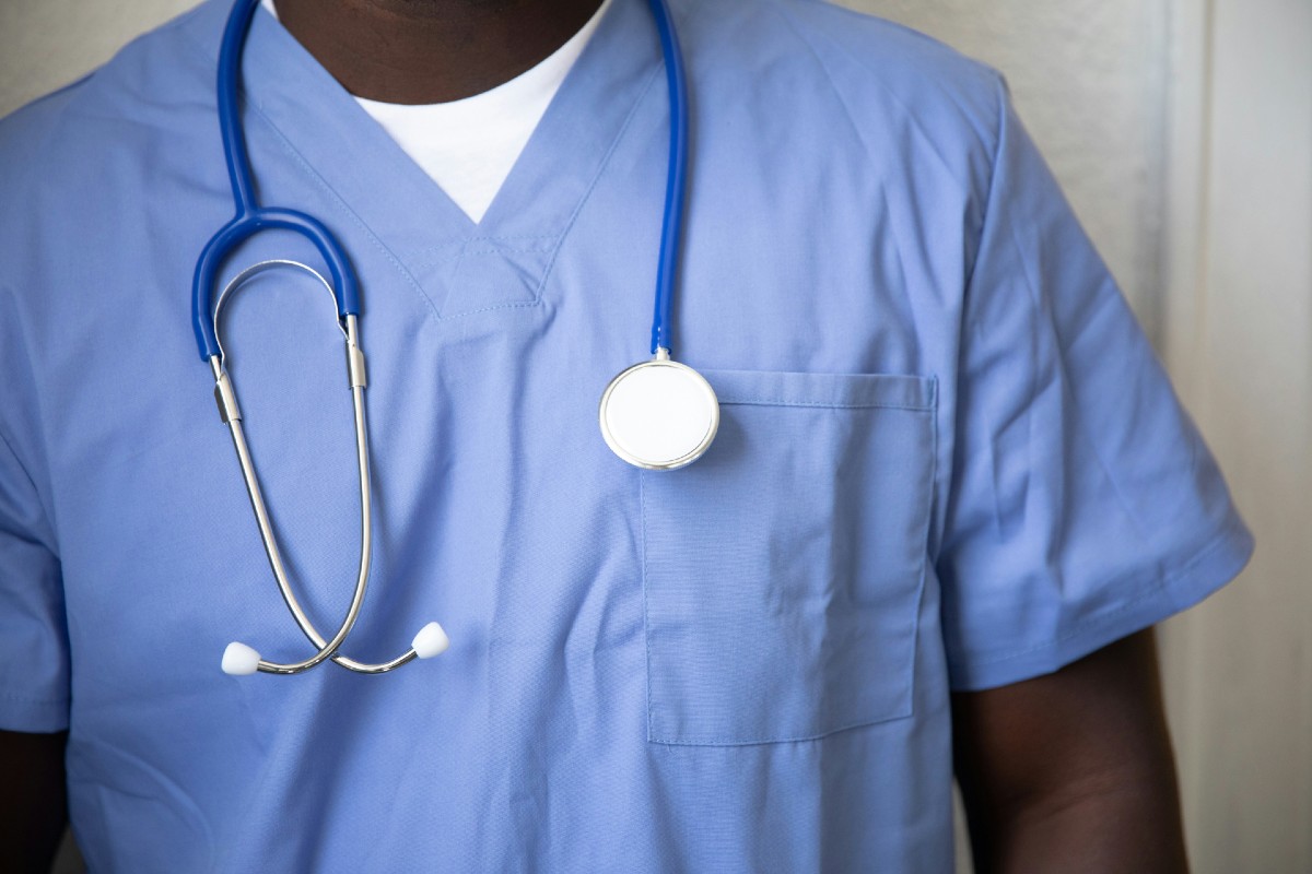 Immigration measures could 'accelerate' staffing crisis, nursing union warns