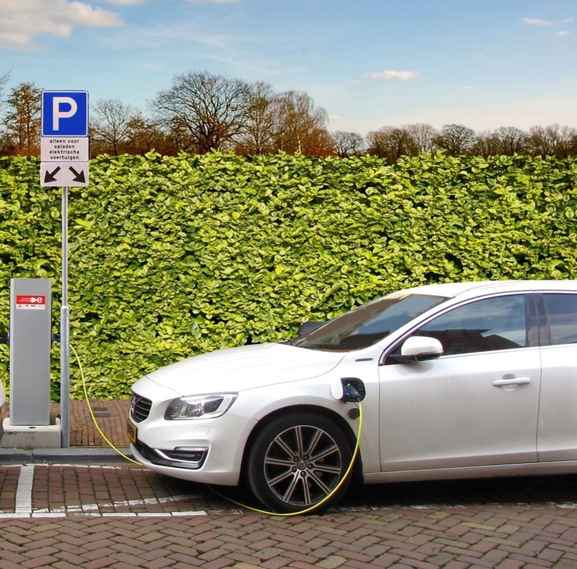 Drivers are being 'put off' by lack of electric car charging points